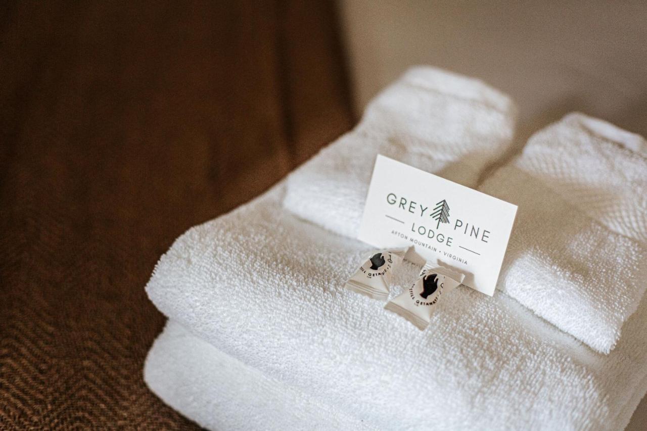 Grey Pine Lodge Waynesboro Oda fotoğraf