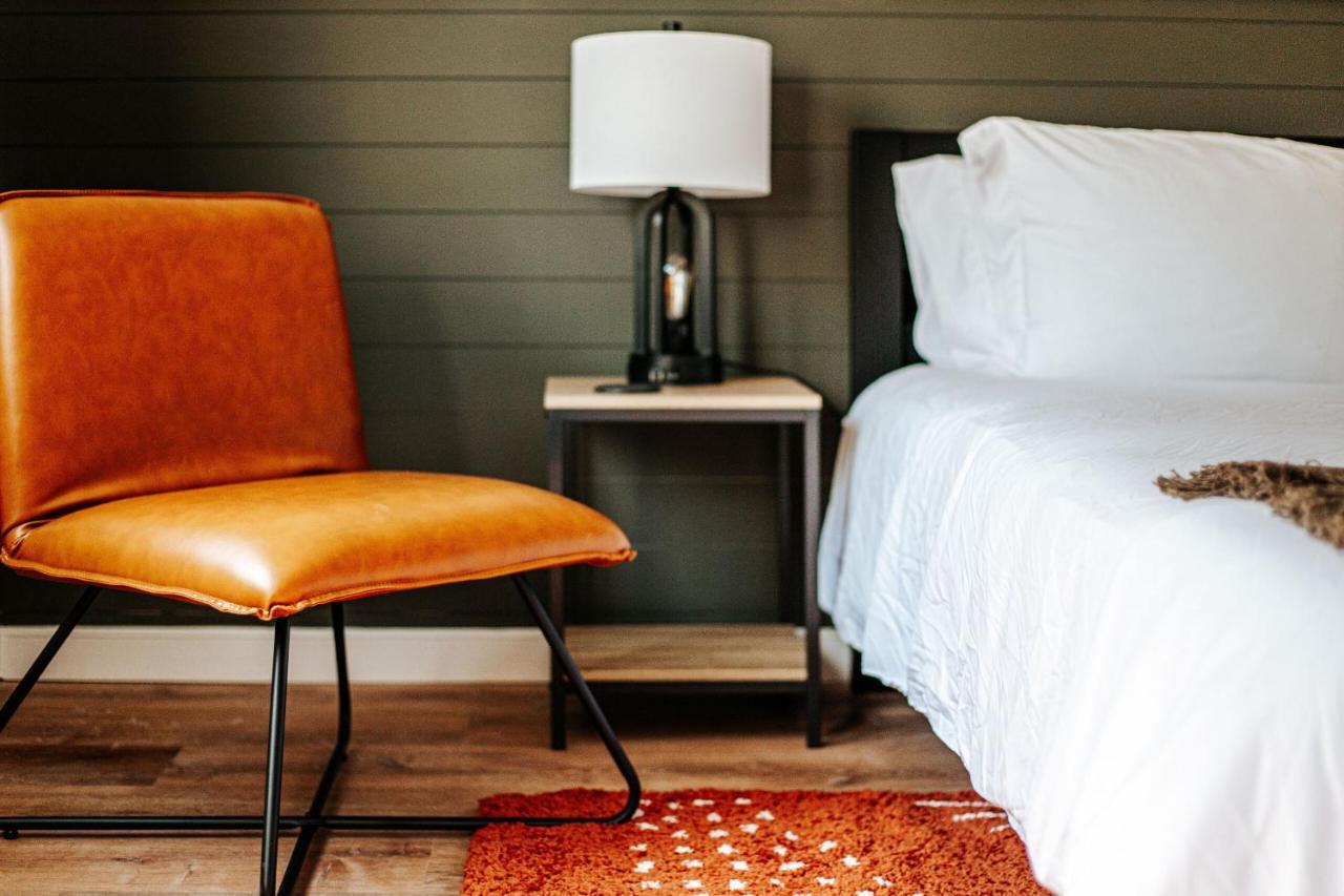 Grey Pine Lodge Waynesboro Dış mekan fotoğraf